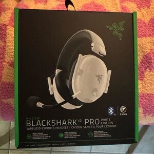 Razer BlackShark V2 Pro Wireless Headset - White and Black